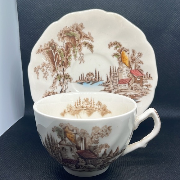 Johnson bros the old mill Tea cup and saucer - Picture 3 of 11